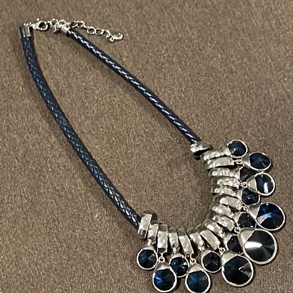 Venezia navy blue necklace with faux crystals and silver trim corded 16-18”💕 - Picture 1 of 6